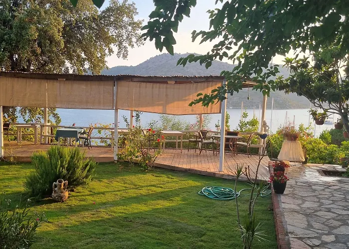 Lemon Garden Boutique Ξενοδοχείο 3*