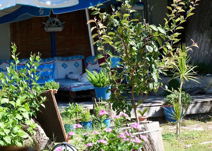 Lemon Garden Boutique Hotel 3*