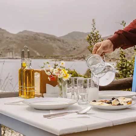 Lemon Garden Boutique Hotel 3*